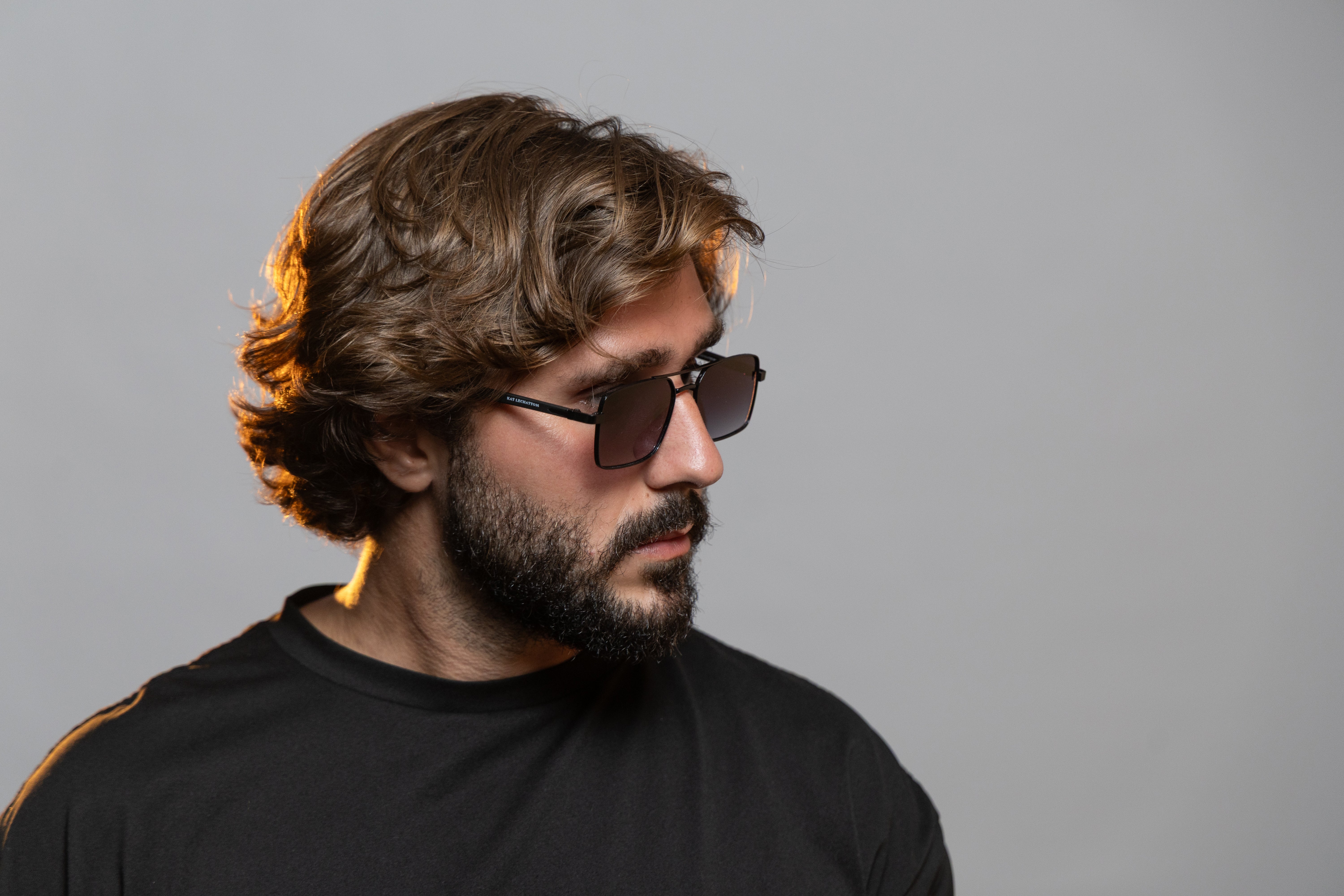 Thomas in Black & Navy