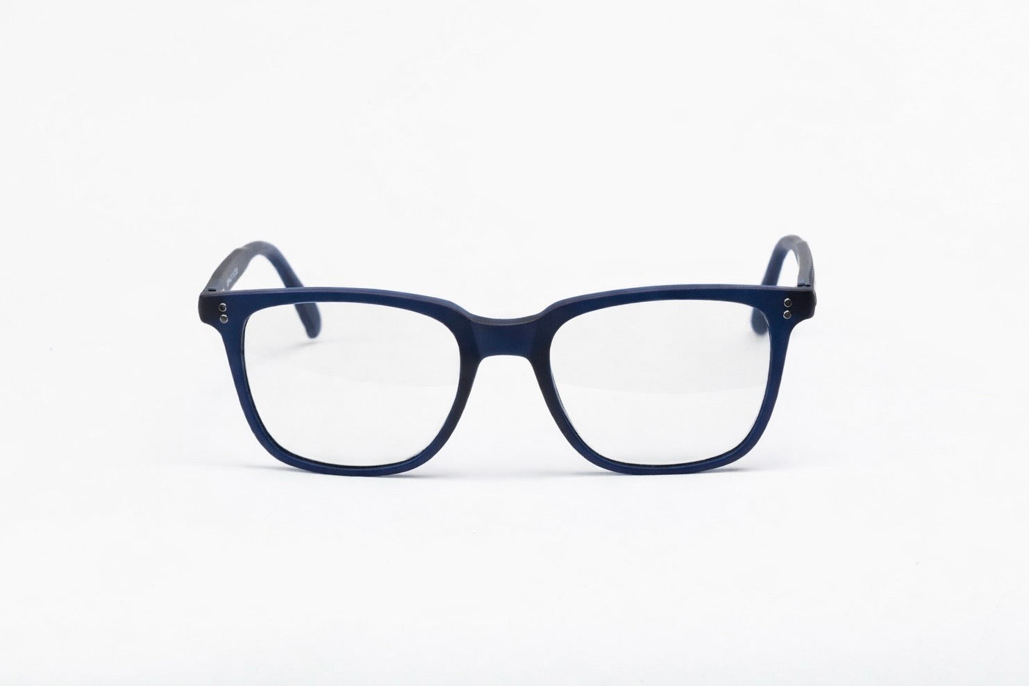 Linson in Navy Blue