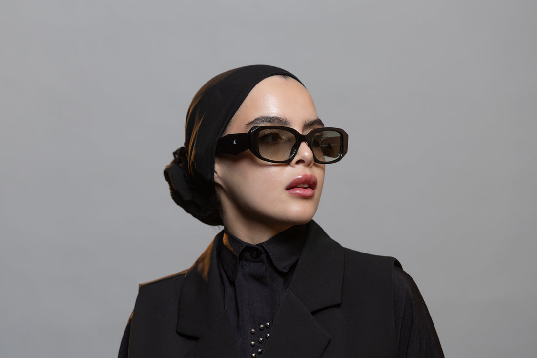 Ellis in Black on Green