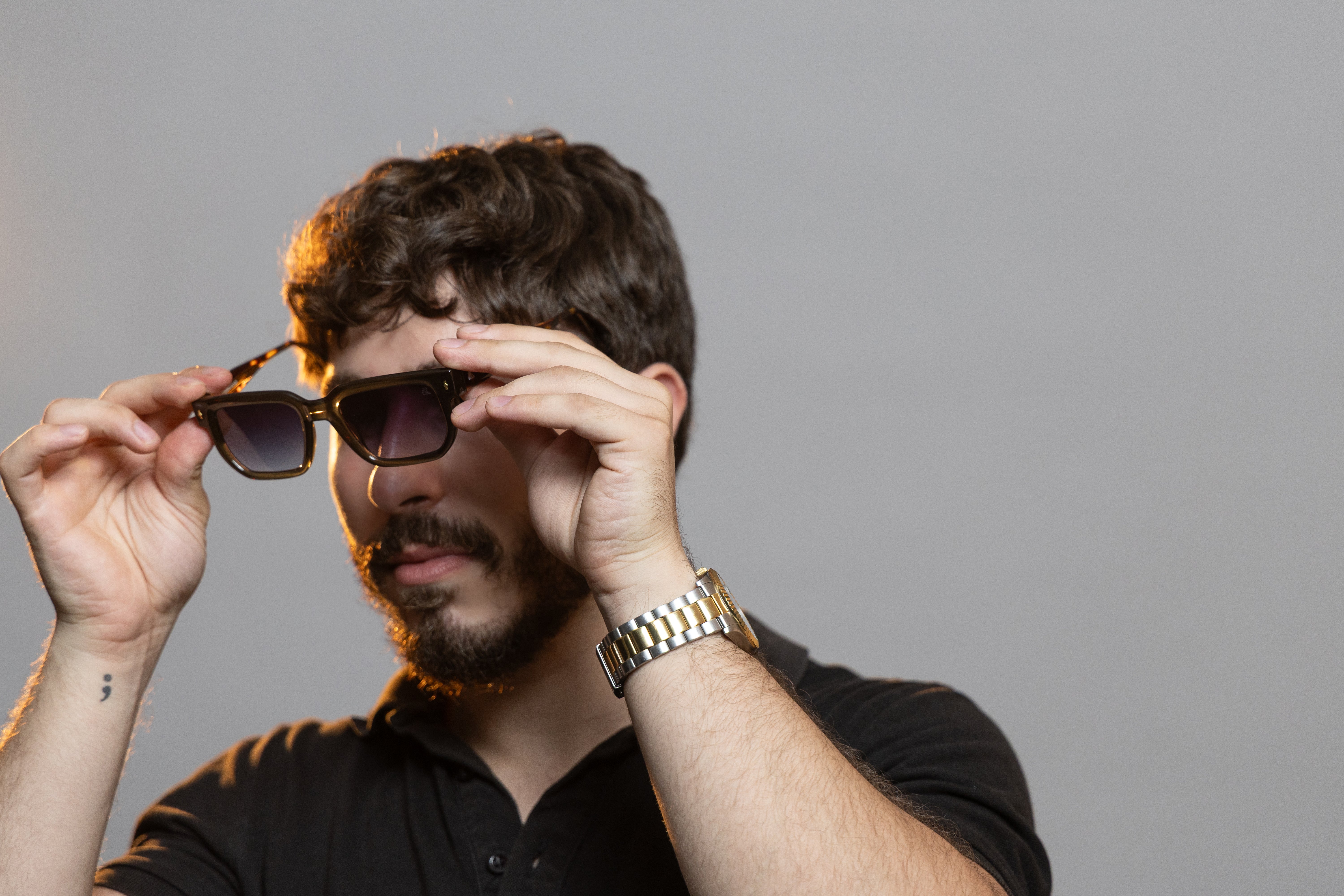 Whisker in Gray Tiger