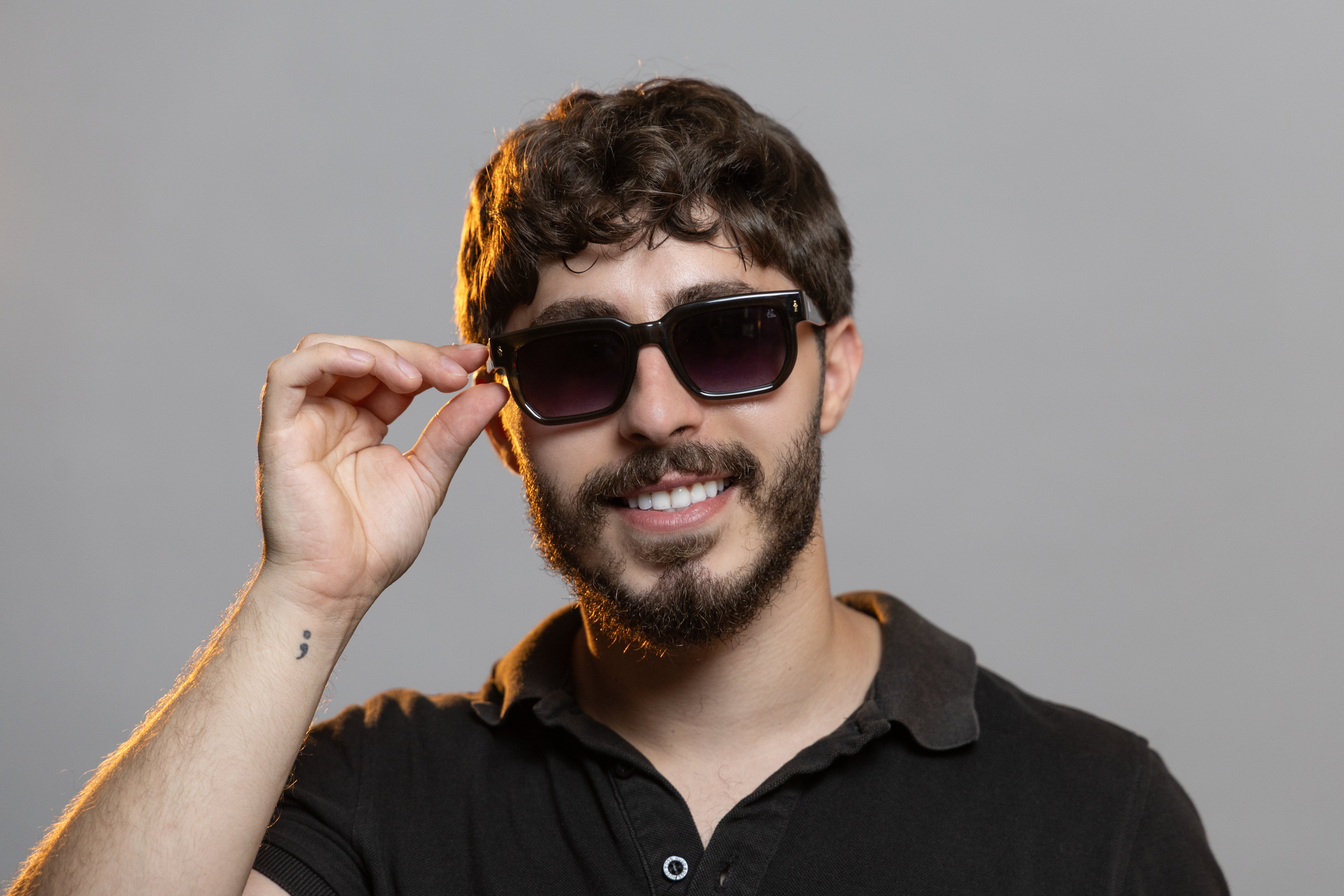 Whisker in Gray Tiger