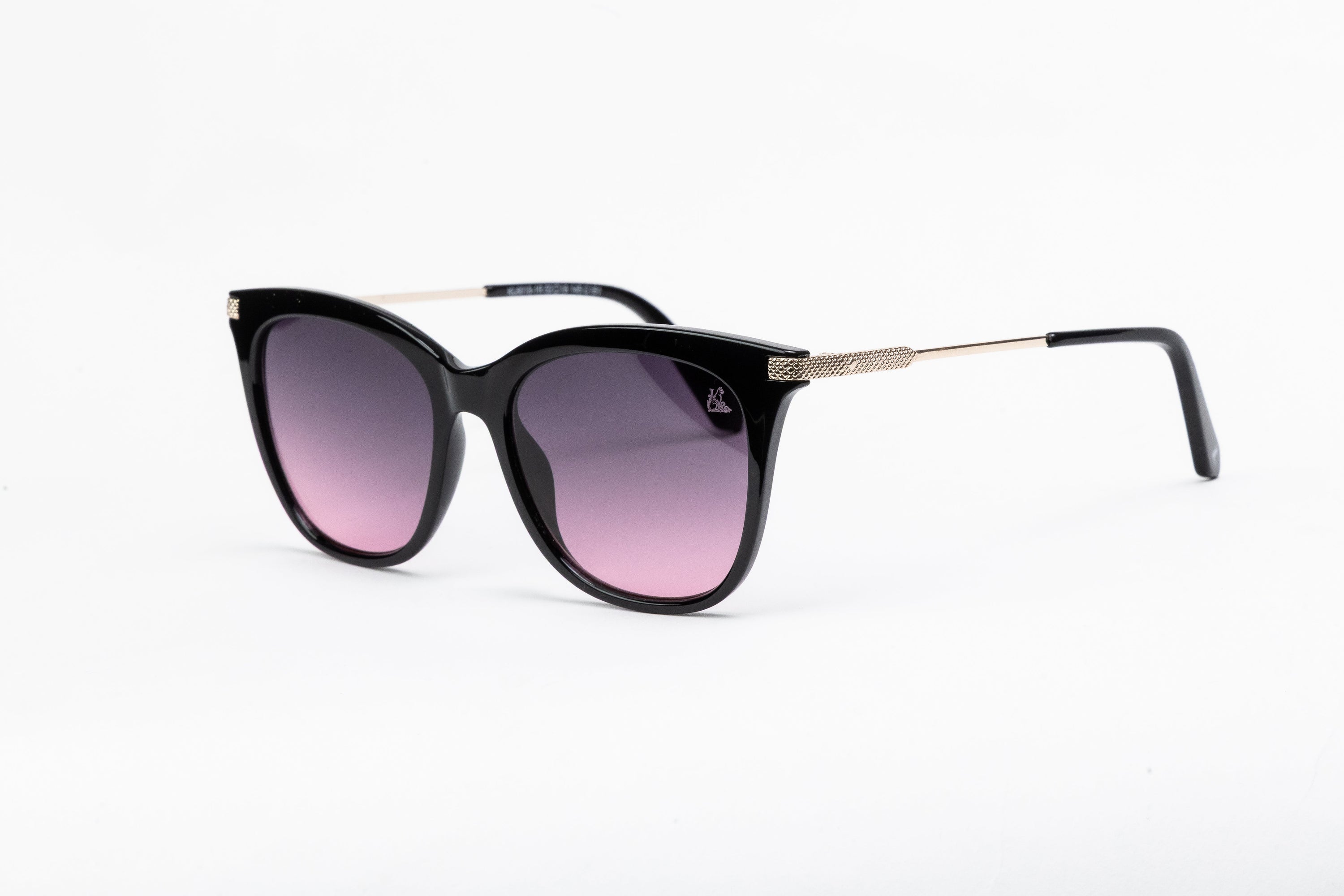 Marquise in Black & Rose