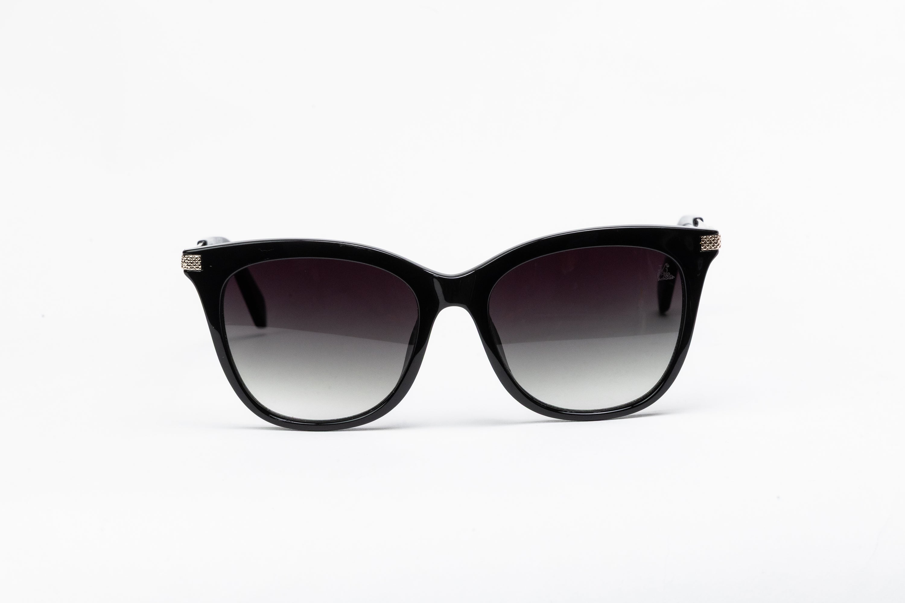 Marquise in Black