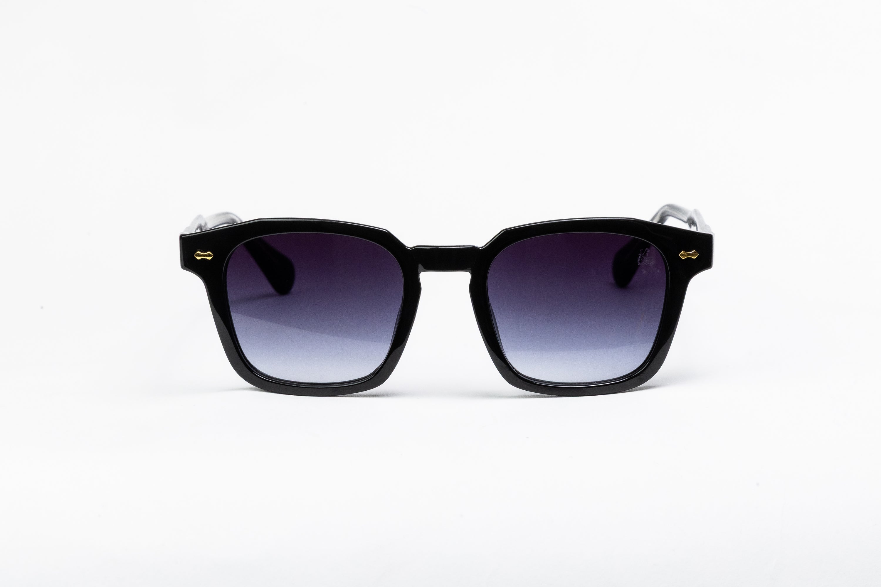 Whisker II in Black