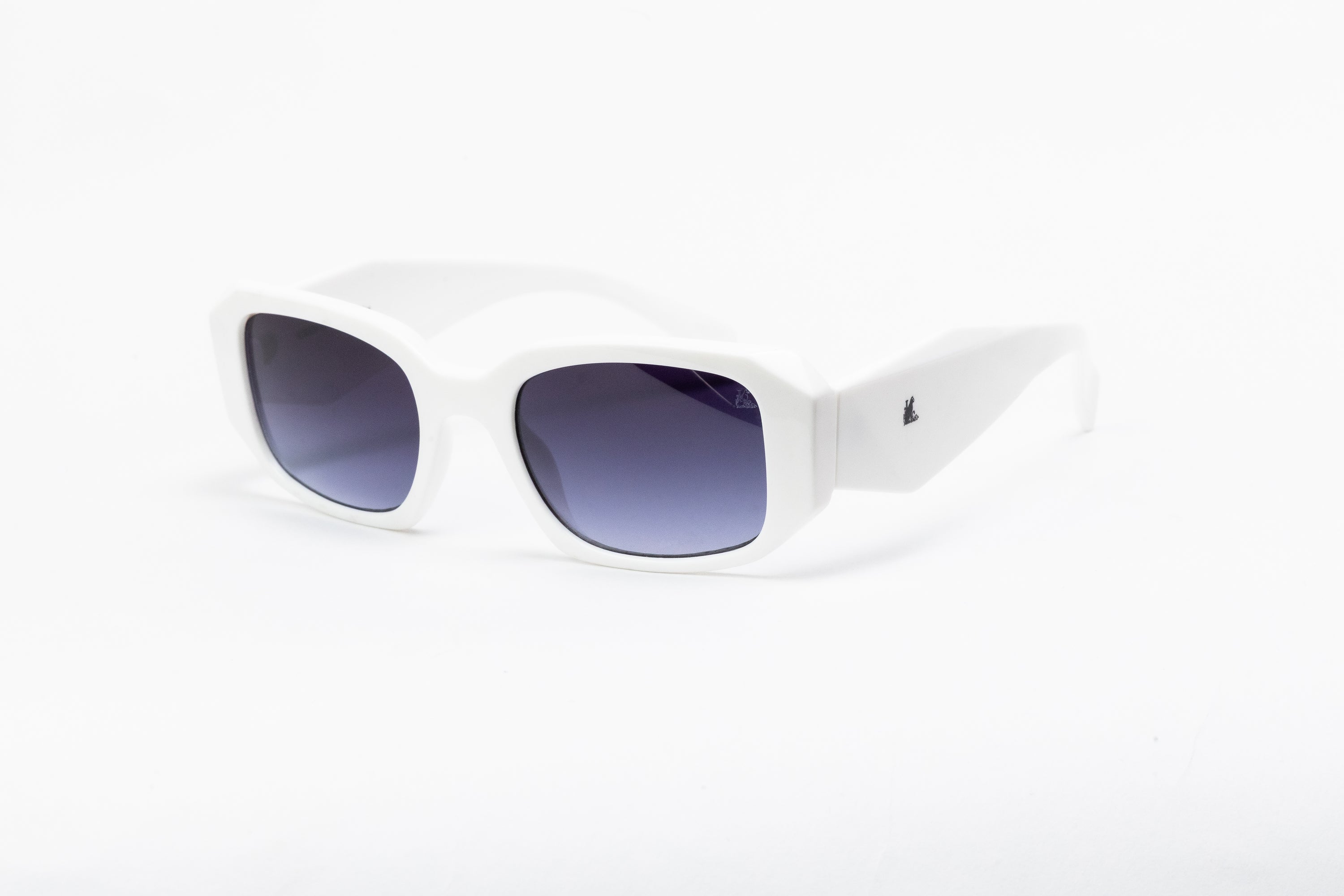 Ellis in White