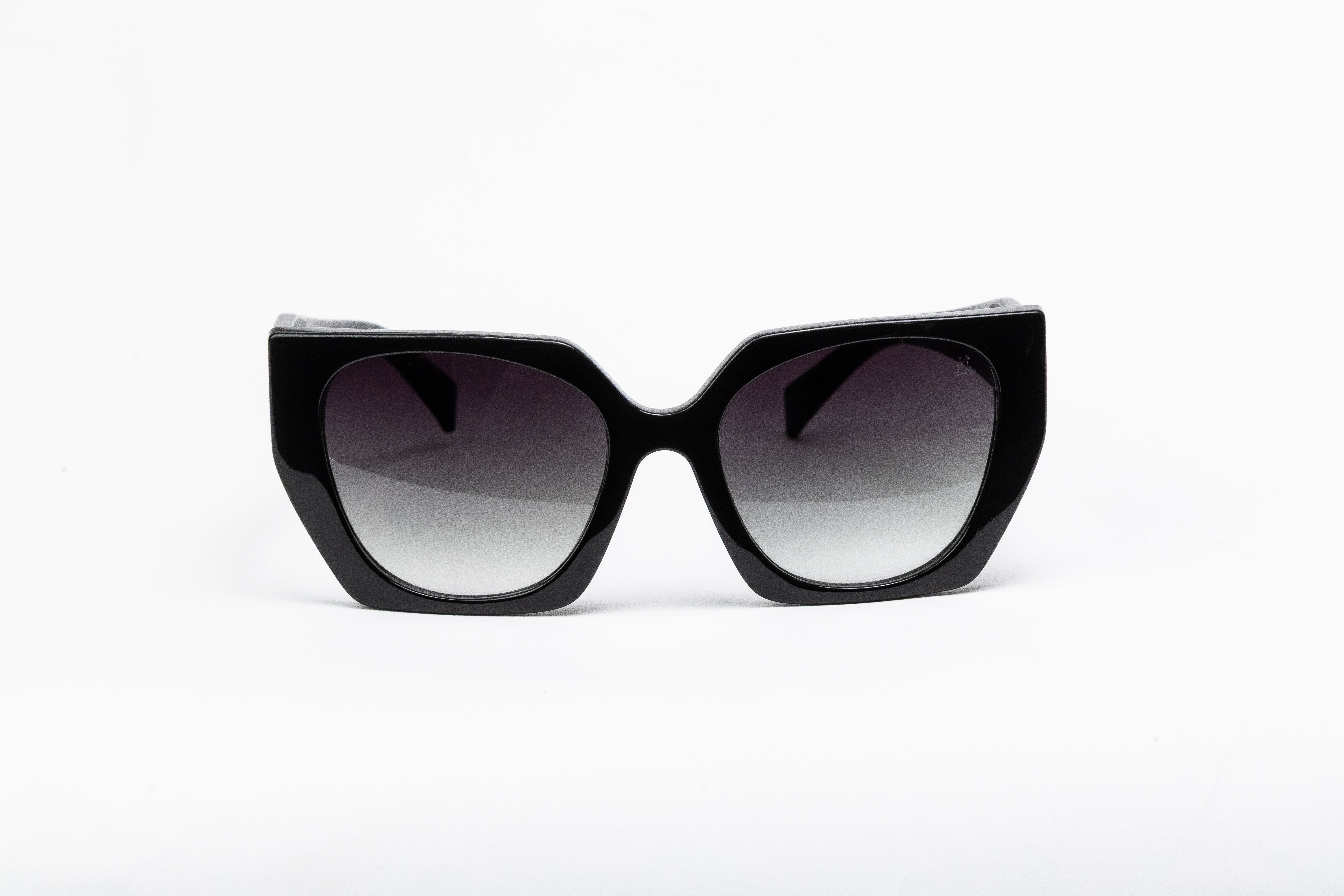 Quinn in Black on Black